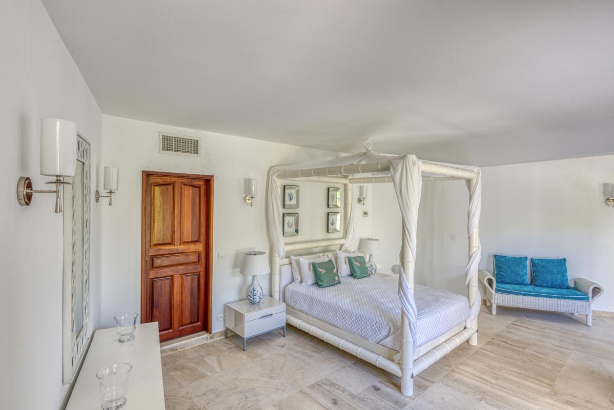 31 Location villa piscine vue mer Terres Basses Saint Martin_chambre 4